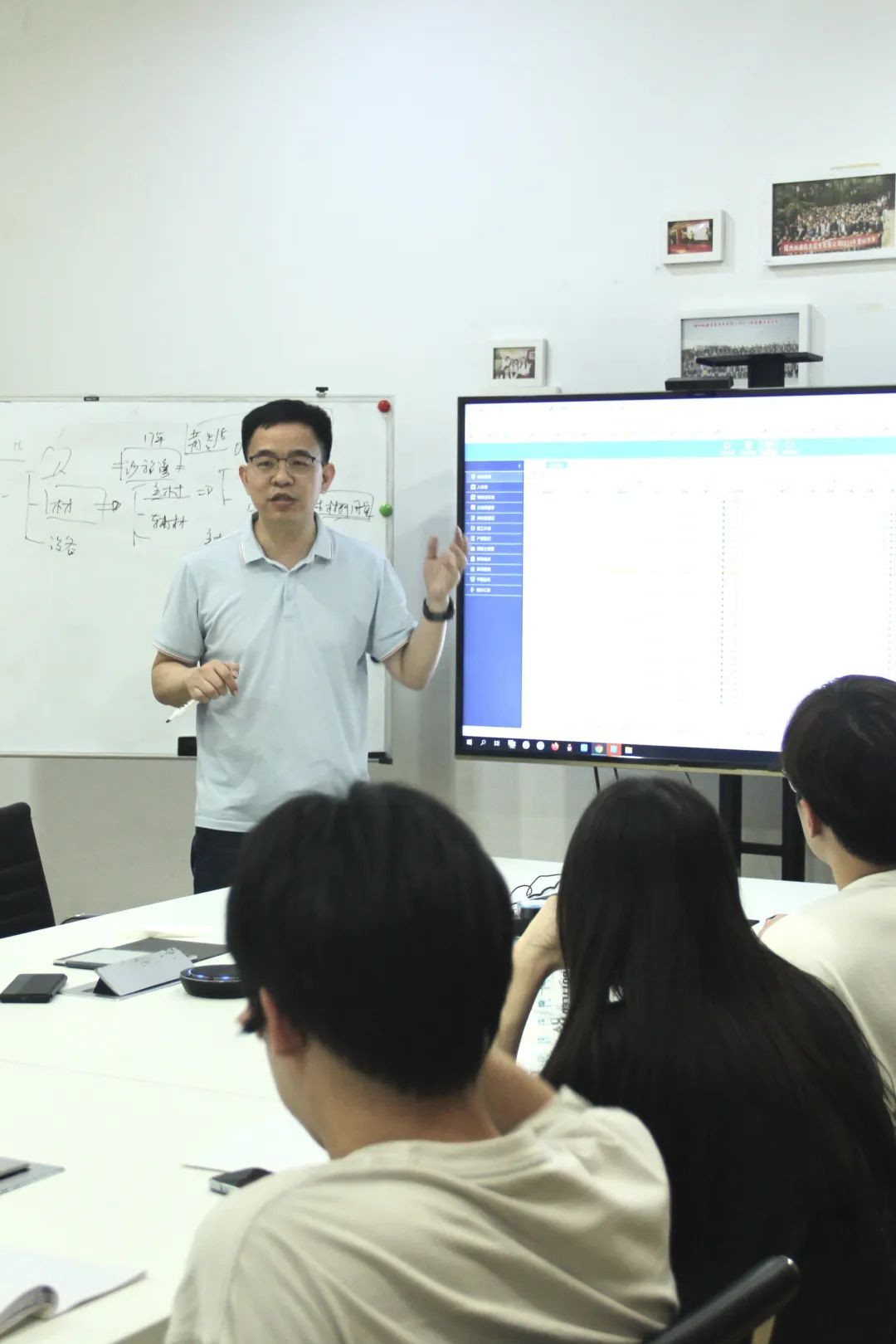 对话华闽通达董事长周国伟：工程管理软件规模化的窘境，超17年公路产品思考（万字访谈）