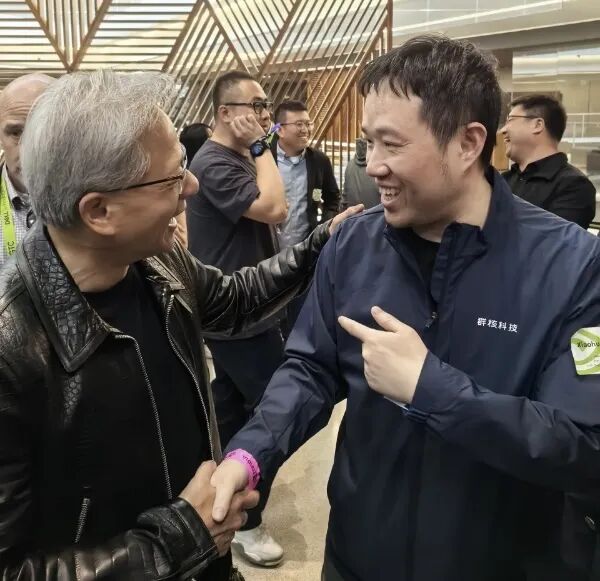 群核往事，一把锤子找了十五年钉子